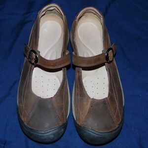 KEEN mary janes